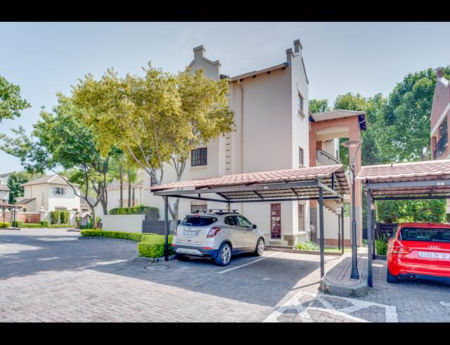 1 BEDROOM APARTMENT FOR SALE IN LONEHILL